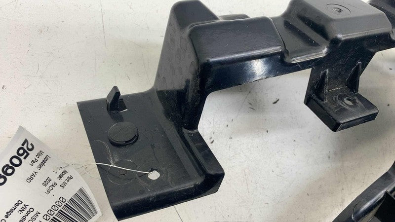 68229238AD ⭕ 2017-2025 Chrysler Pacifica Rear Right Bumper Mount Support Bracket 68229238AD