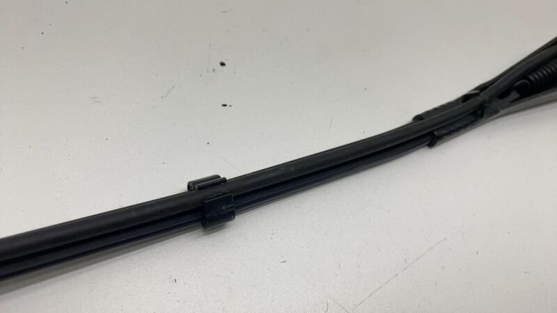 2020-2024 Tesla Model Y MY Front Driver Side Windshield Wiper Blade Arm Left OEM
