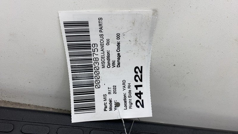 ⭕ 22-24 Rivian R1T Right Trunk Cargo Pick Up Box Upper Molding Panel P