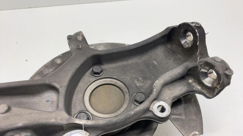 104431100E 17-23 Tesla Model 3 Front Left RWD Spindle Knuckle w/ Wheel Hub & Dust Shield LH
