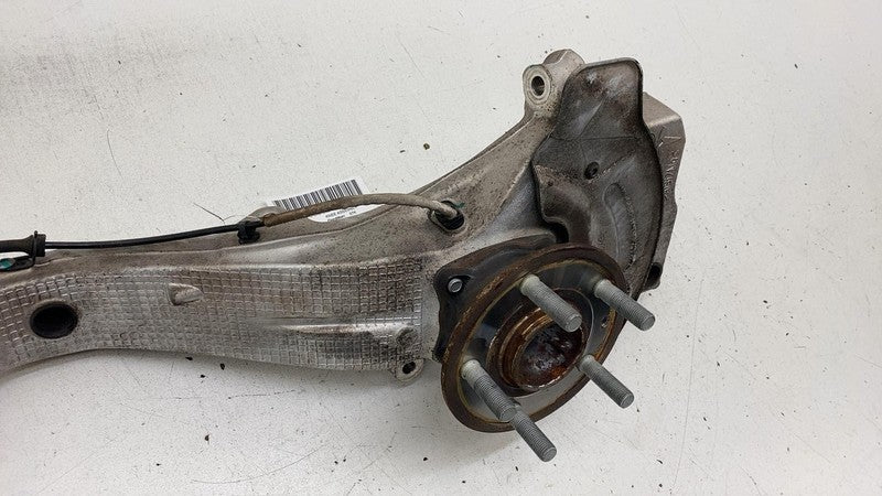 600701800C 12-15 Model S Front Right Spindle Knuckle w/ Wheel Hub & Sensor RWD 6007018-00-C