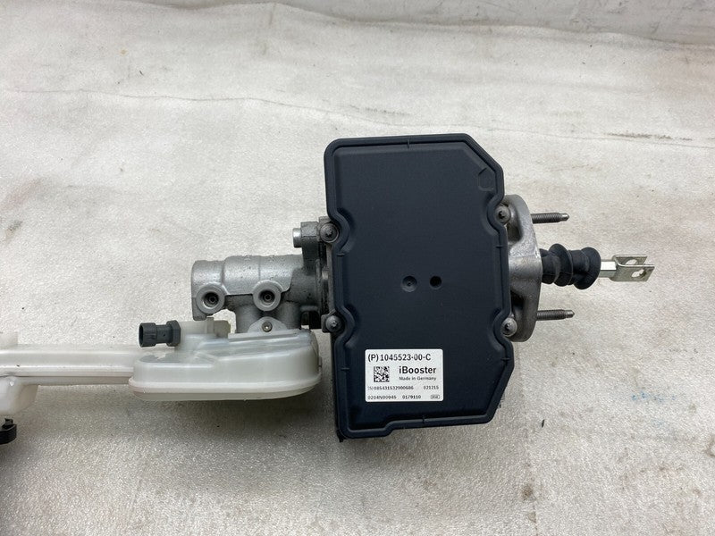 1045523 00 C ⭕ 16-20 Model X Electromechanical Brake iBooster Module Reservoir 1045523-00-C