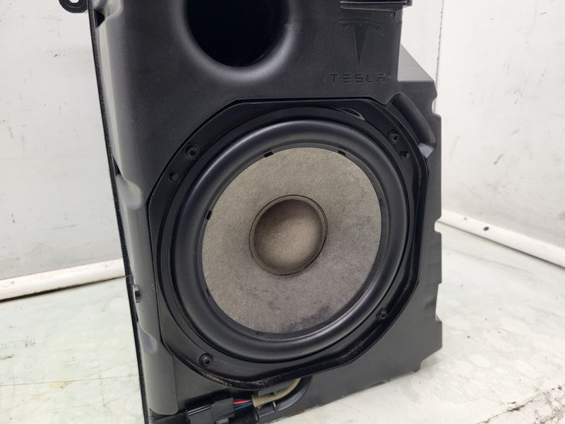 107974600B ⭕ 17-23 Model 3 Audio System Speaker Subwoofer Loudspeaker Bass Box 1079747-99-B