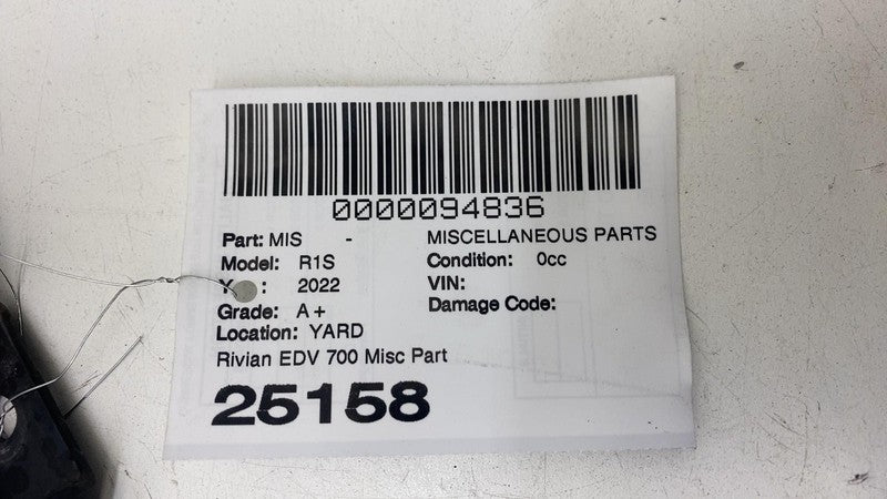 ⭕ 2022 Rivian EDV-700 Outer Right Side A-Pillar molding Trim RH OEM PT