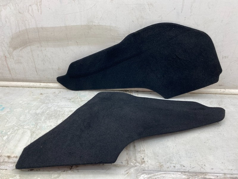 ⭕17-23 Model 3 Left & Right Center Console Carpet Trim 1561493-00-A/15