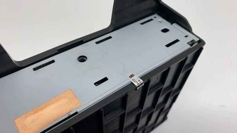 ⭕ 2019-2024 Porsche Cayenne Multimedia Control Unit Module w/ Retainer