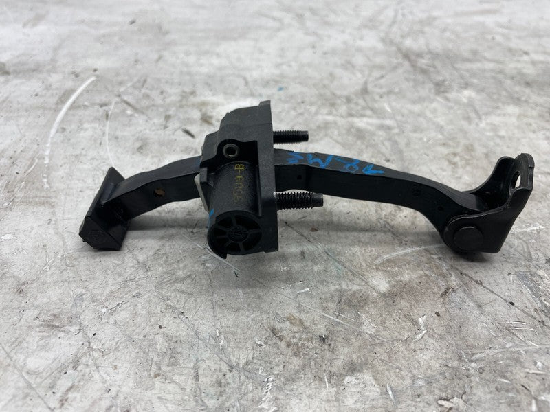 9509-B ⭕ 17-23 Model 3 Rear Left or Right Door Brake Check Strap Stopper 1089509-00-B