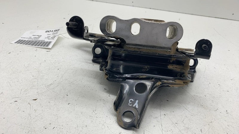 ⭕ 2023-2024 Toyota Prius Driver Side Engine Motor Mount Bracket Insulator Left