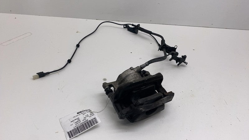 ⭕ 14-17 Mercedes-Benz B-Class W242 W246 Front Passenger Side Brake Caliper Right