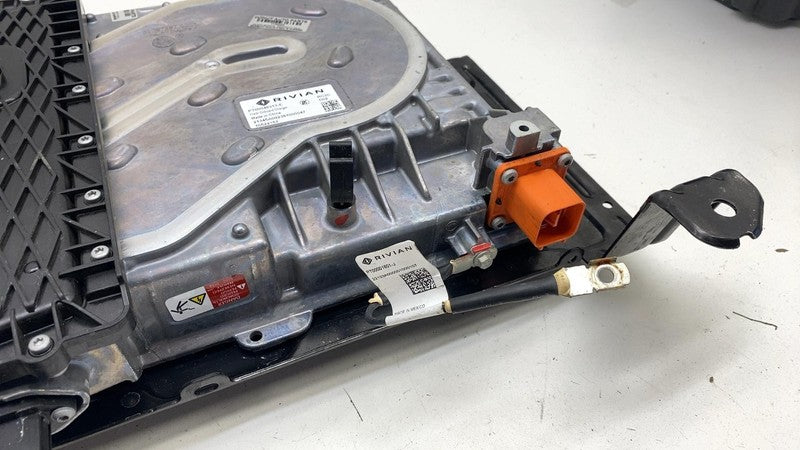 PT00048313-E ⭕22-24 Rivian R1T R1S Battery Onboard Charging Module Unit & Bracket PT00048313E