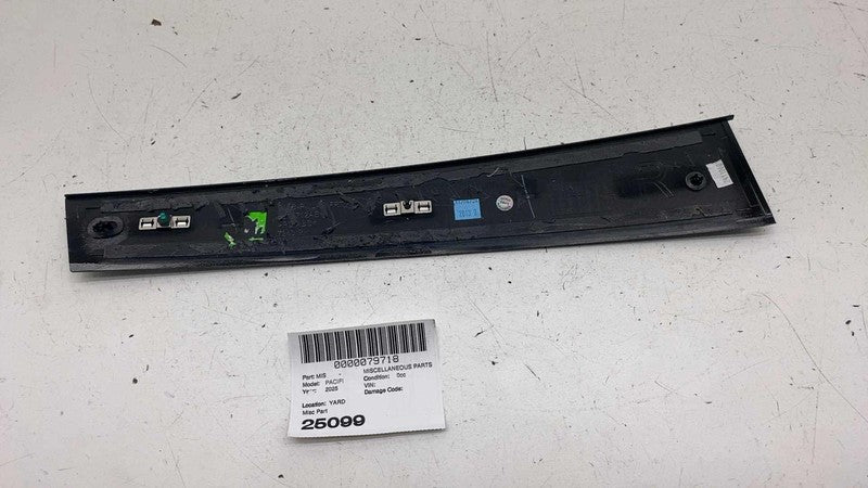 6818712AE ⭕ 17-25 Chrysler Pacifica Front Right Door B-Pillar Applique Molding 6818712AE