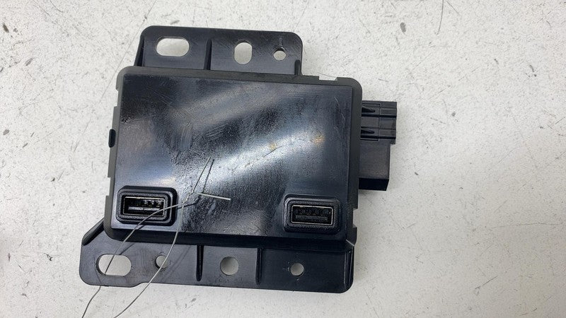 ⭕ 17-23 Model 3 Center Console Front USB Hub Charger Control Module 10