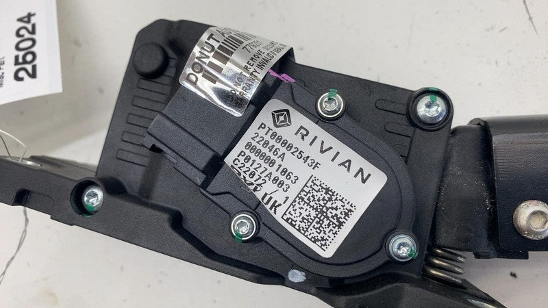 PT00002543 F ⭕ 2022 2023 2024 Rivian R1S R1T Accelerator Gas Foot Pedal w/ Sensor PT00002543F