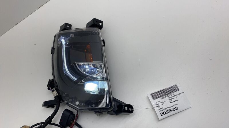 600591400G 2012-2020 Tesla Model S Front Passenger Side LED Fog Light Cornering Lamp Right
