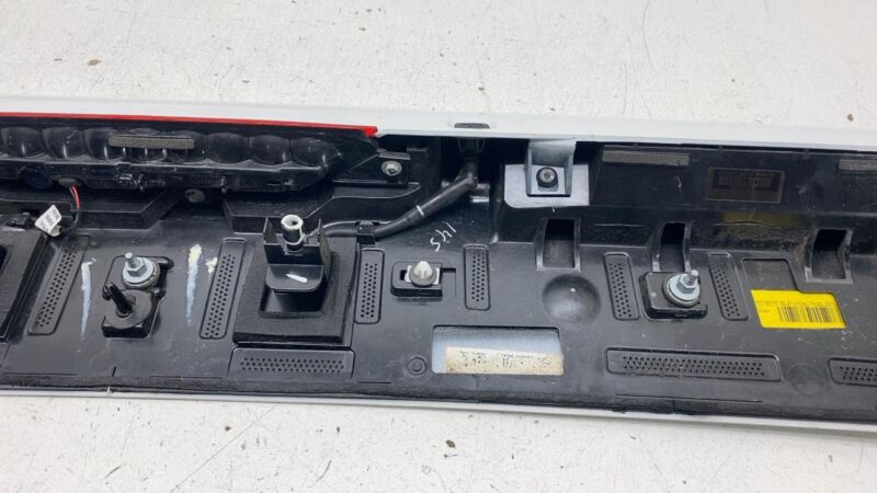 ⭕ 2017-2023 Chrysler Pacifica Rear Tailgate Liftgate Spoiler w/ 3rd Brake Light
