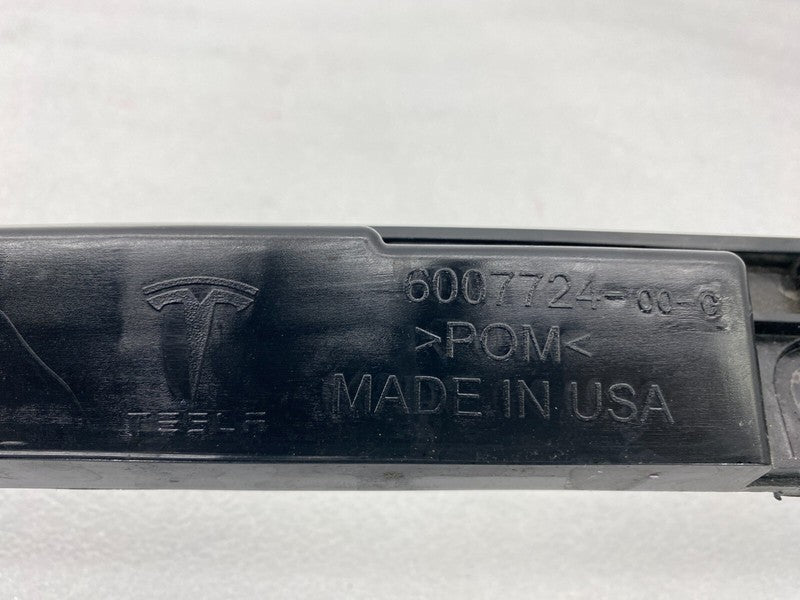 600772400G ⭕ 12-25 Model S Rear Body Attachment Bumper Center Support Bracket 6007724-00-G