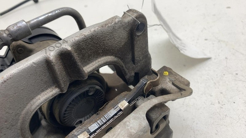 ⭕17-24 Chrysler Pacifica Rear Passenger Side Right Brake Caliper (Sing