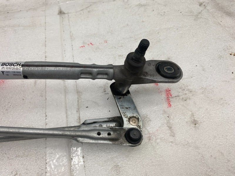 107672500D ⭕ 2017-2019 Tesla Model 3 M3 Front Windshield Wiper Linkage & Motor 1076725-00-D