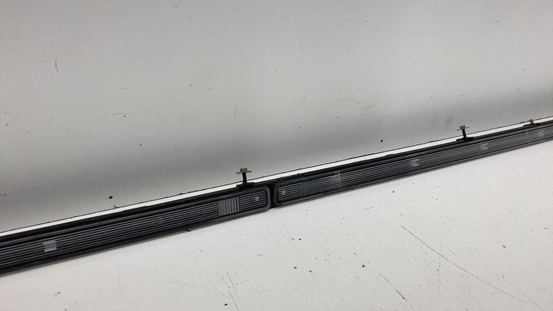 ⭕ 2018-2024 Lincoln Navigator Right Running Board Step Pad Illuminated