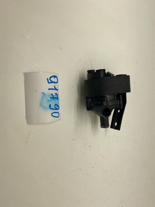 2012-2015 Tesla Model S MS Motor Inverter Battery Coolant Auxiliary Water Pump