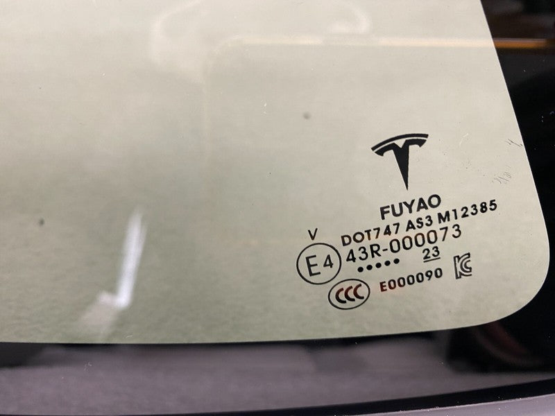 E4 43R-000073 ⭕ 20-23 Model Y Rear Passenger Side Quarter QTR Window Glass Right 1673554-00-B