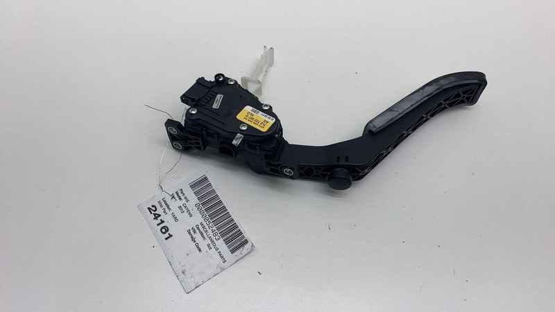 7L0723507D 2011-2018 Porsche Cayenne S Front Driver Gas Throttle Accelerator Pedal Assy OEM