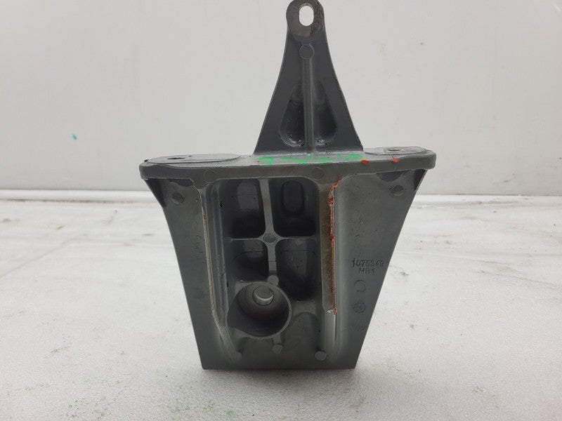 1075349 ⭕ 2016-2020 Tesla Model X Front Right Engine Motor Mount Support Bracket 1075349