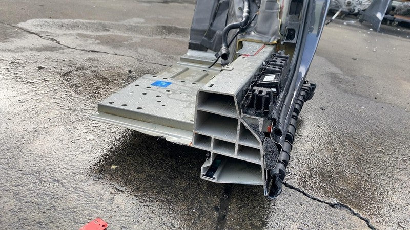 ⭕ 2016-2020 Tesla Model X Rear Left Quarter Fender Frame Panel Cutout 