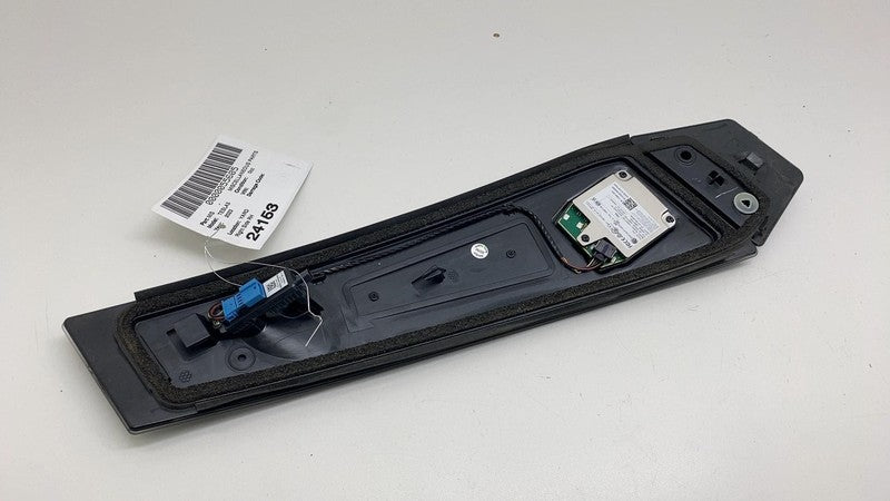 110044100E 2017-2023 Tesla Model 3 Right B-Pillar Applique Glass Trim Molding w/ Camera RH