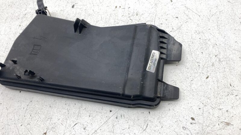 A 212 540 00 82 ⭕ 10-16 Benz E-Class E350 W212 Fuse Box Cover Panel Upper Housing A2125400082
