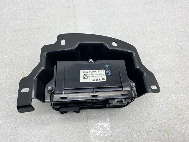 100751100A ⭕ 12-20 Tesla Model S Park Brake Controller + Power Liftgate Module 1007511-00-A