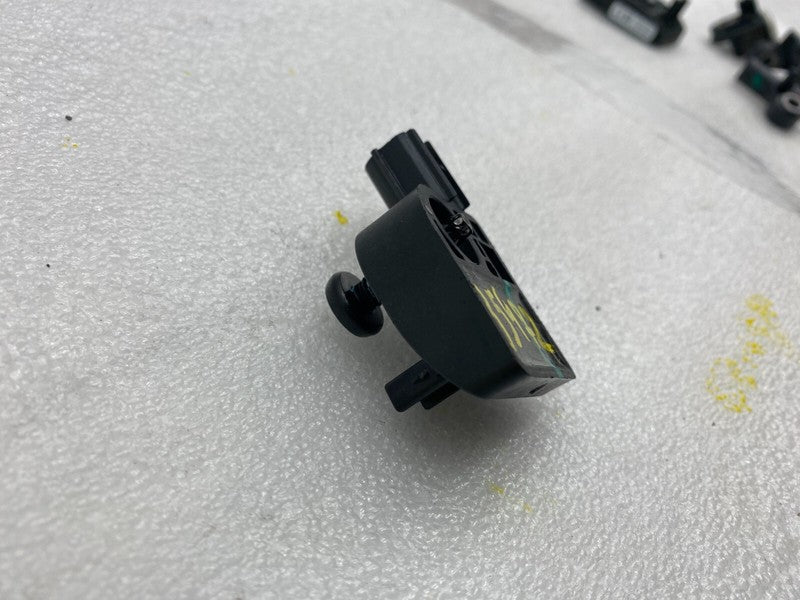 100527400B ⭕12-20 Model S Front Left or Right Acceleration Crash Impact Sensor 1005274-00-B