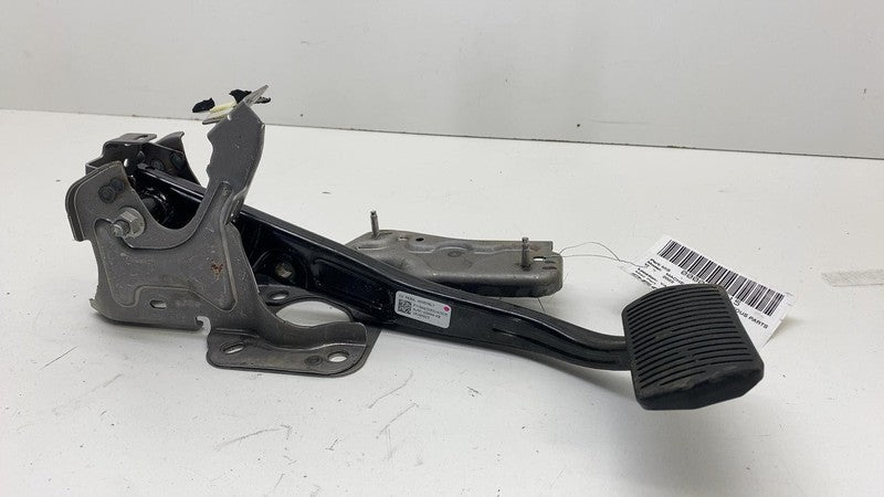 NJ9C-2D094-AB ⭕ 2021-2024 Ford Mustang Mach-E Brake Stop Foot Pedal & Bracket NJ9C-2D094-AB
