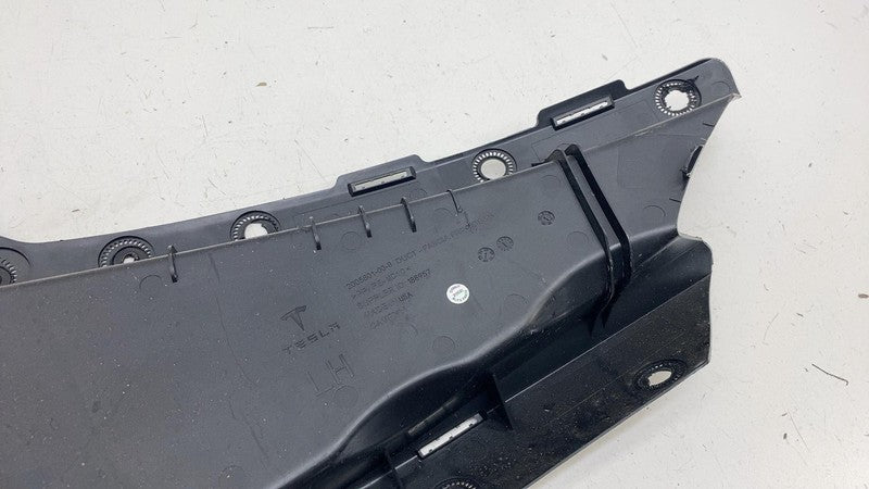 ⭕ 2024 2025 Tesla Model 3 M3 Front Left Bumper Fastener Trim Fascia 20