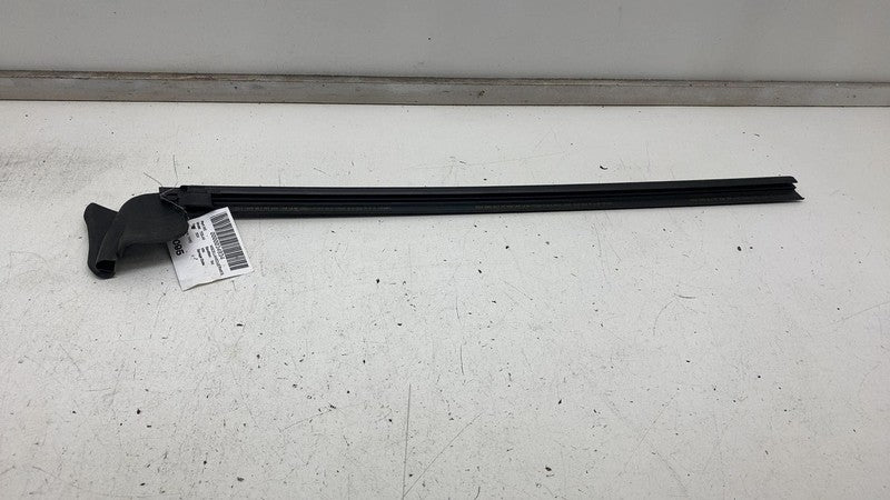 171260600C ⭕ 24-25 Model 3 Front Driver Left Door Inner Belt Weatherstrip Seal 1712606-00-C