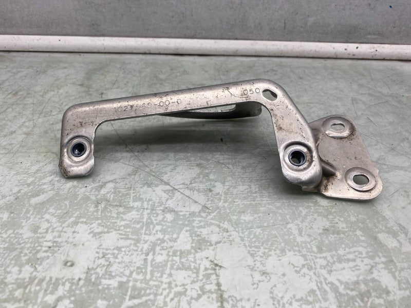 1027569 00 D ⭕ 16-20 Model S Front Subframe Refrigerant System Chiller Bracket 1027569-00-D