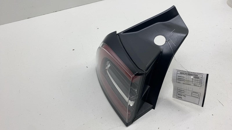 1077399 ⭕ 2017-2022 Tesla Model 3 Rear Exterior Taillight Outer Tail Lamp Left 1077397