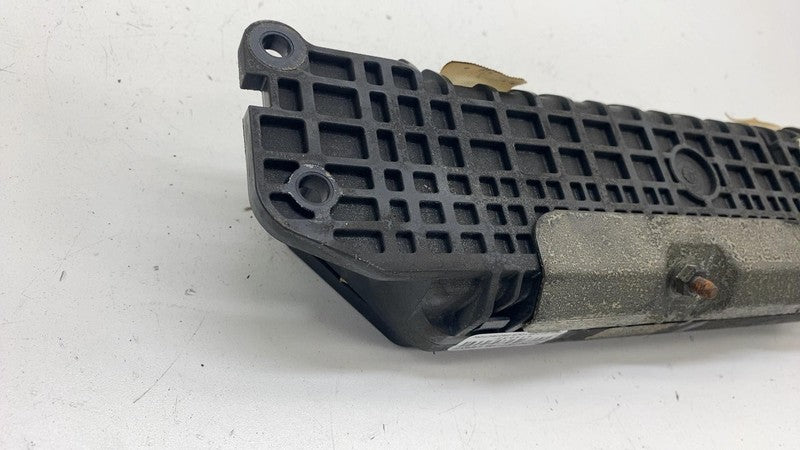 A2978606500 ⭕ 2022 EQS 450+ V297 Front Right Knee Safety Airbag A2978606500 (FOR PARTS ONLY)