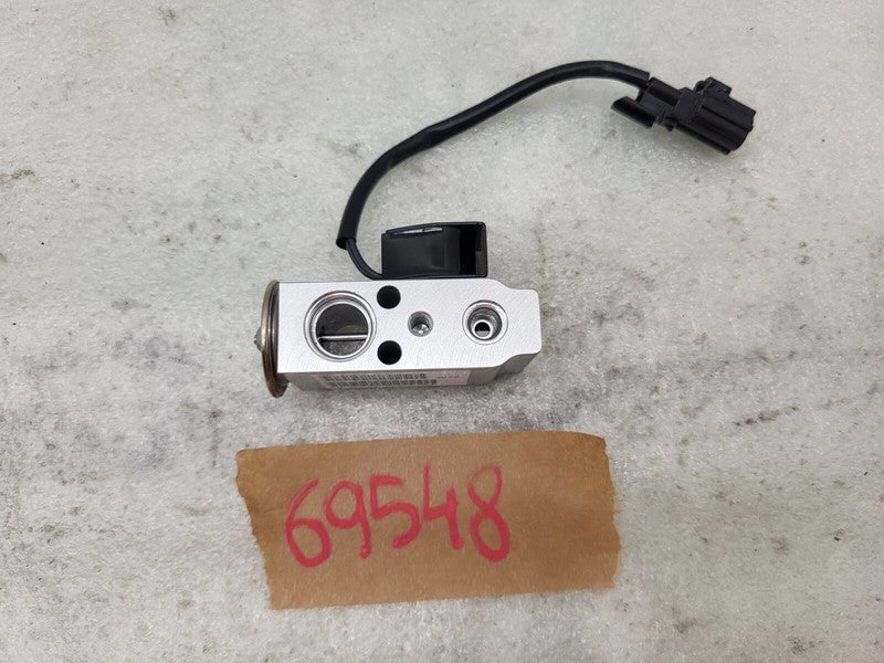 600848100B ⭕ 12-20 Tesla Model S X A/C Line TXV Evaporator Valve w/ Solenoid 6008481-00-B