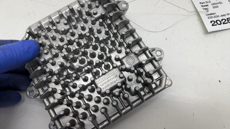 1472001169 ⭕ 20-24 Jeep Wrangler Left or Right Headlight Ballast Control Module 1472001169