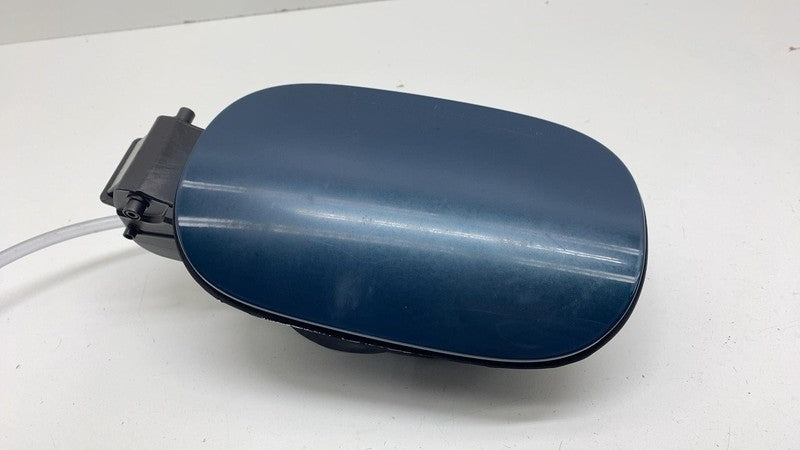 9Y0 010 001 ⭕ 2024 Porsche Cayenne Rear Fuel Tank Door Lid Filler Pocket & Gas Cap 9Y3809857