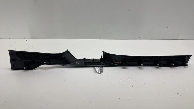 760853846A ⭕ 2018-2024 Porsche Cayenne Right Door Sill Scuff Trim Cover Panel RH 760853846A