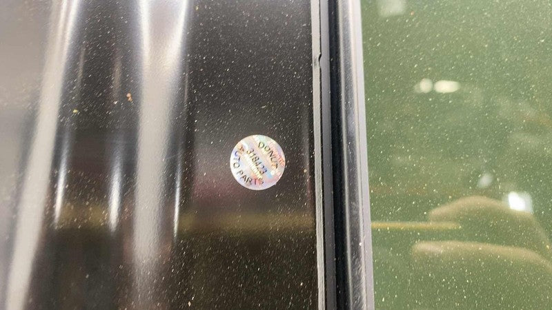 ⭕ 2024-2025 Chrysler Pacifica Rear Section Roof Panoramic Glass 300247