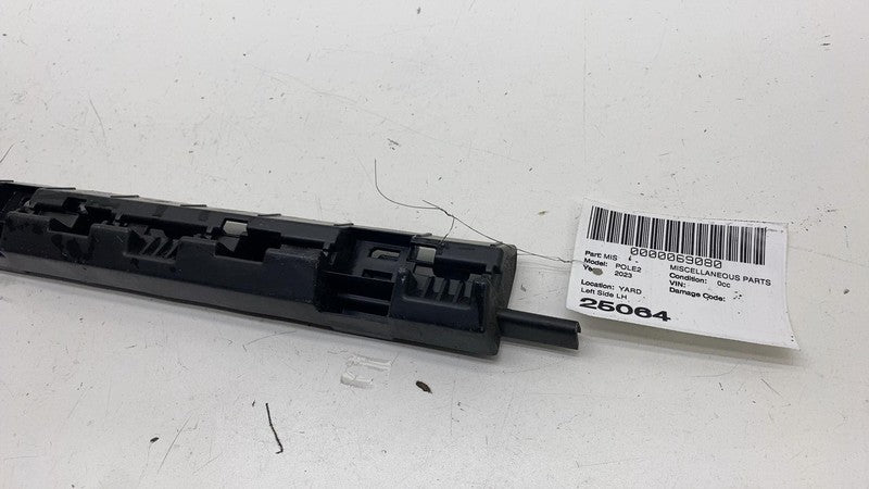 32216386 ⭕ 2021-2023 Polestar 2 Front Left Skirt Rocker Molding Panel Bracket LH 32216386