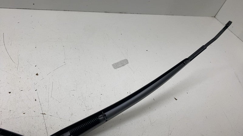 ⭕ 2023 2024 2025 Toyota Prius Front Passenger Side Windshield Wiper Ar