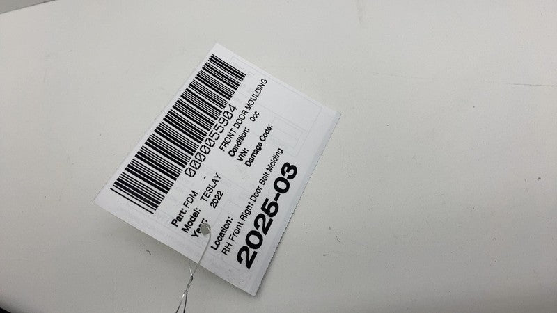 149571200C ⭕ 20-24 Tesla Model Y Rear Left Door Window Outer Belt Seal Molding 1495712-00-C