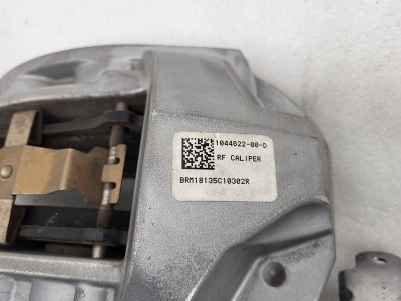 1044622 00 D ⭕ 2017-2022 Tesla Model 3 Front Passenger Side Brake Caliper Right 1044622-00-D