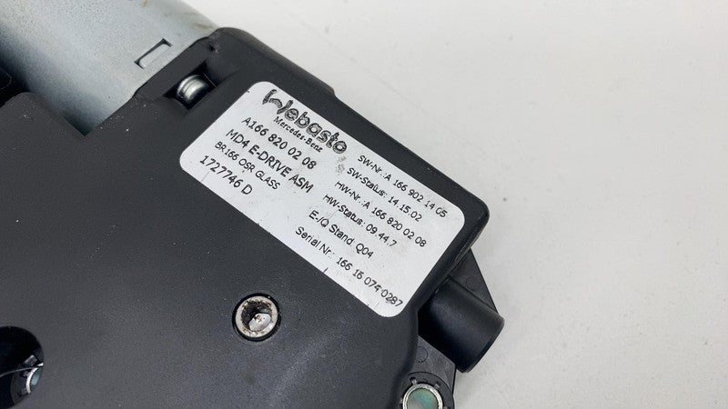 A1668200208 Mercedes-Benz GLE350 Panoramic Sunroof Sun Shade Motor +  Wire Harness Connector