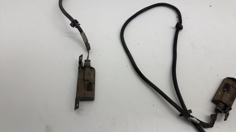 ⭕ 2016-2019 Chevrolet Silverado 1500 Truck Pickup Bed Lamp Light w/ Ha