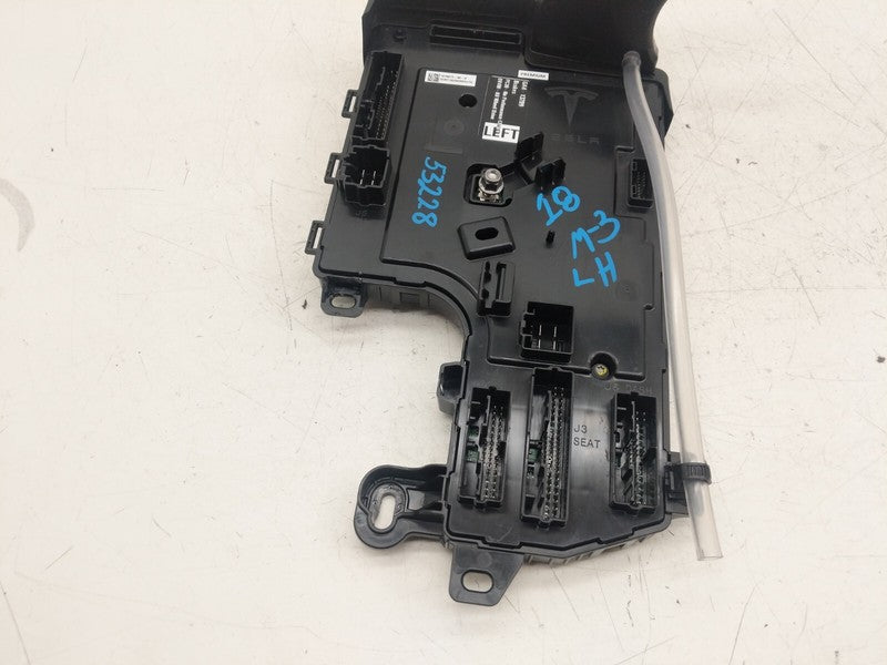 ⭕ 17-23 Model 3 M3 Front Left Low Voltage Body Control Module Unit 107